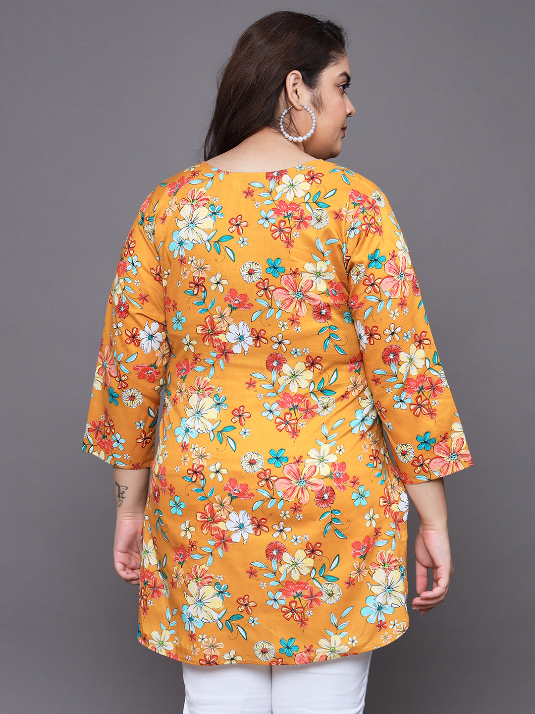Women Plus Size Yellow Printed Pure Cotton Kurti