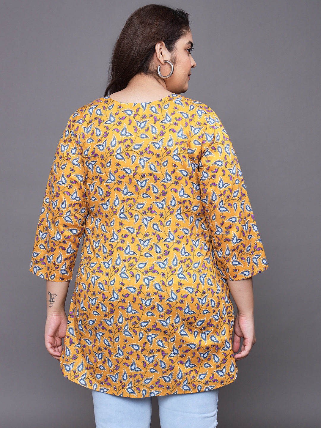 Women Plus Size Yellow Paisley Printed Pure Cotton Kurti