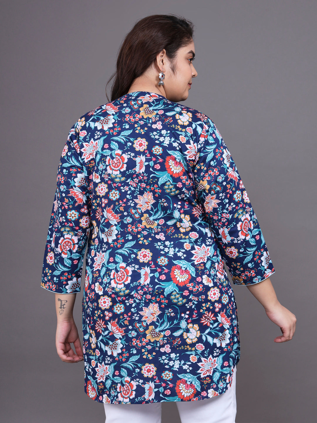 Women Plus Size Navy Blue Floral Printed Pure Cotton Kurti