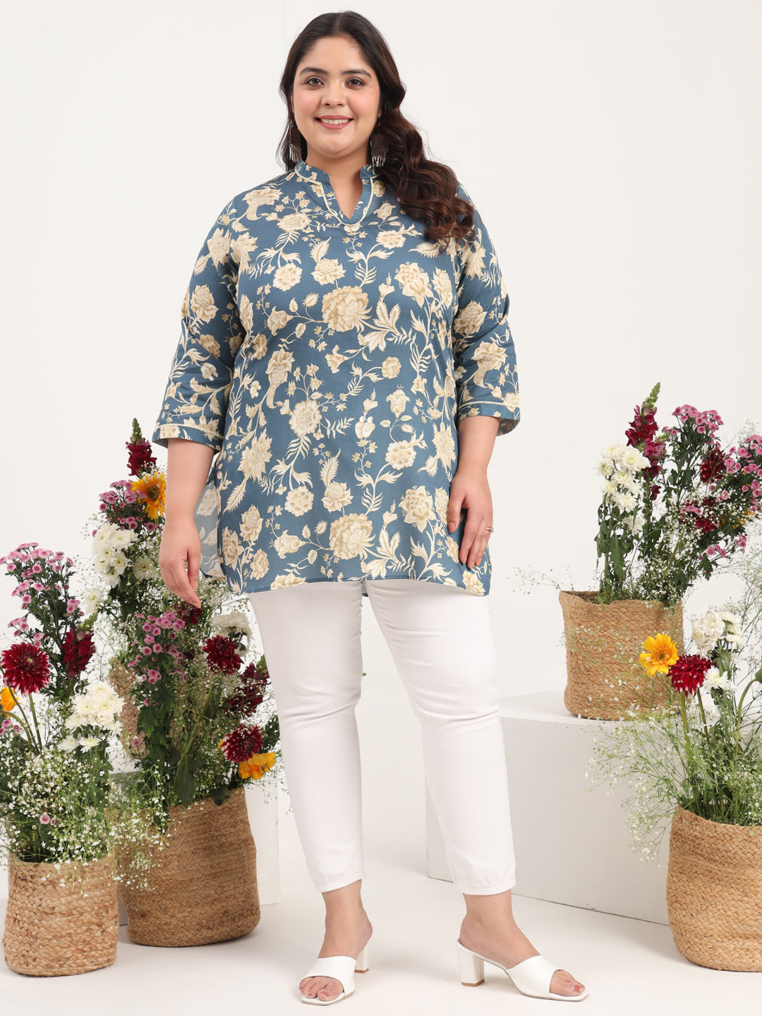 Women Plus Size Cotton Satin Grey Floral Printed Kurti