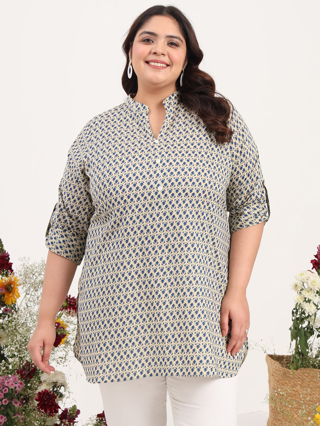 Women Plus Size Floral Printed Pure Cotton Foldup Sleeves Kurti