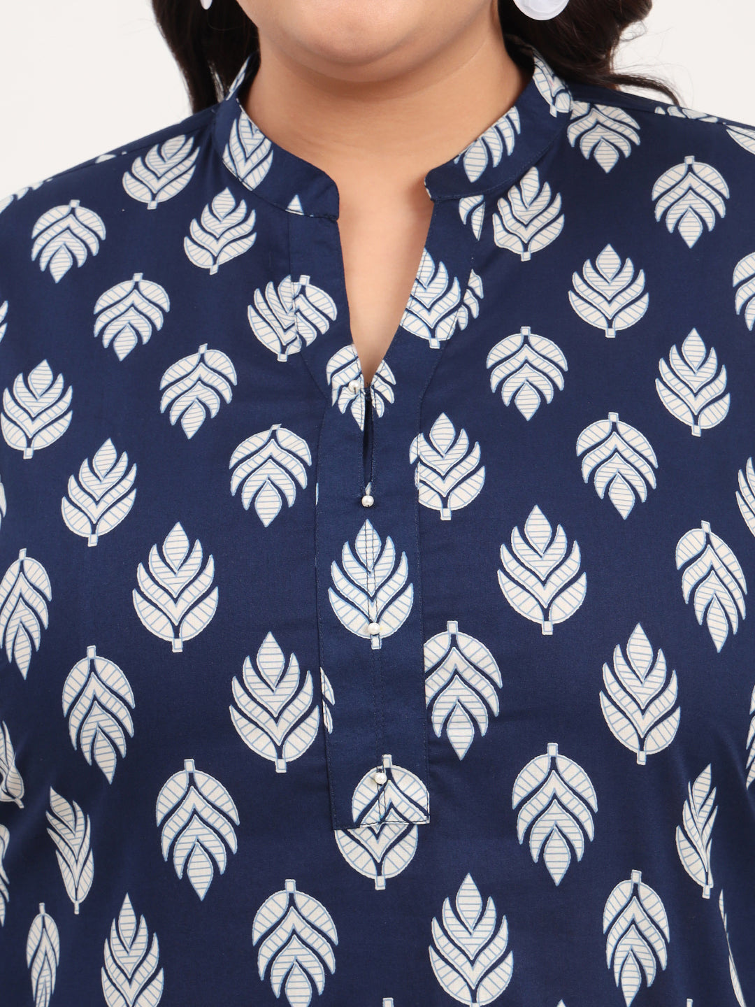 Women Plus Size Indigo Leaf Printed Pure Cotton Kurti