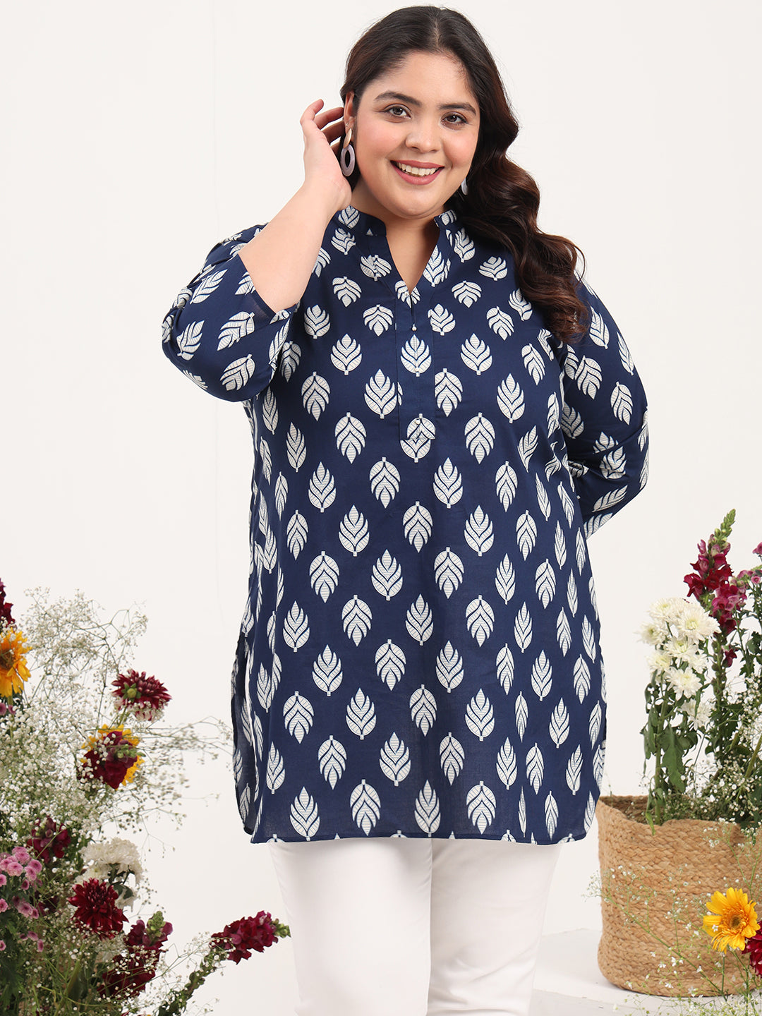 Women Plus Size Indigo Leaf Printed Pure Cotton Kurti