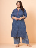 Women Plus Size Indigo Dot Printed Pure Cotton Kurta with Palazzo