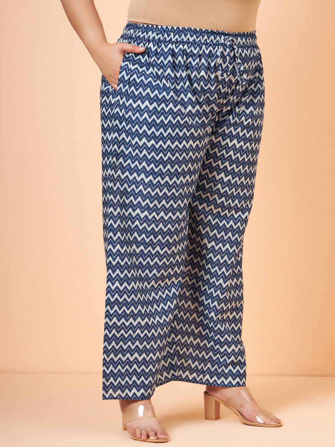 Women Plus Size Indigo Printed Pure Cotton Kurta with Palazzo