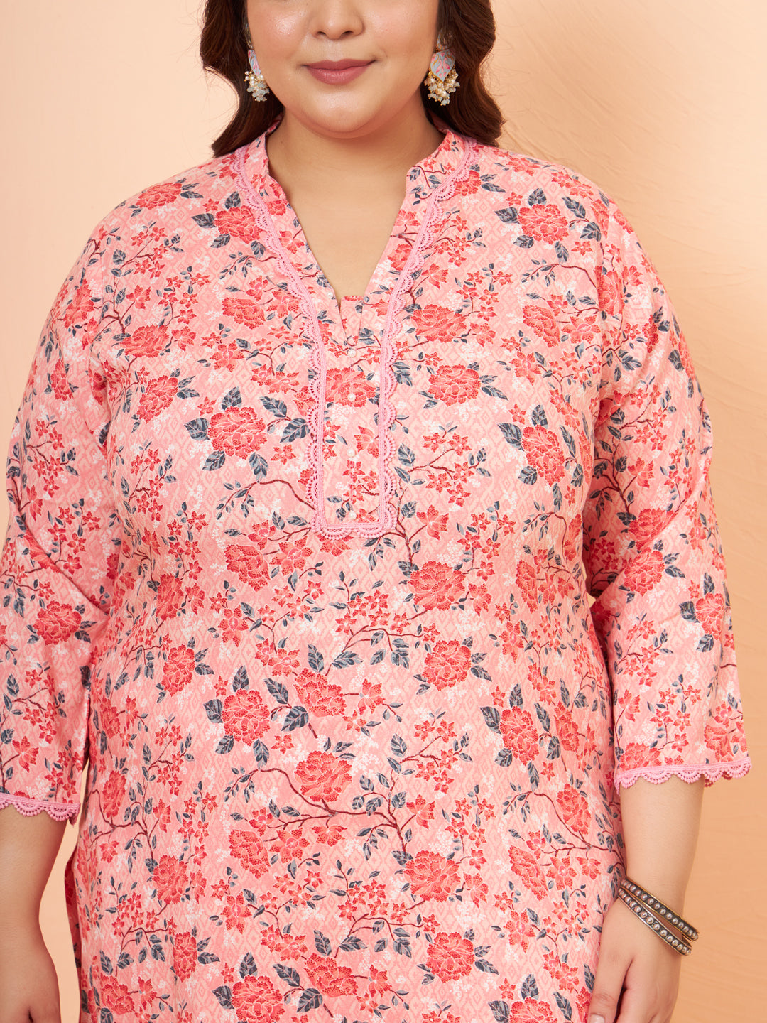 Women Plus Size Peach Floral Printed Kurta & Palazzo