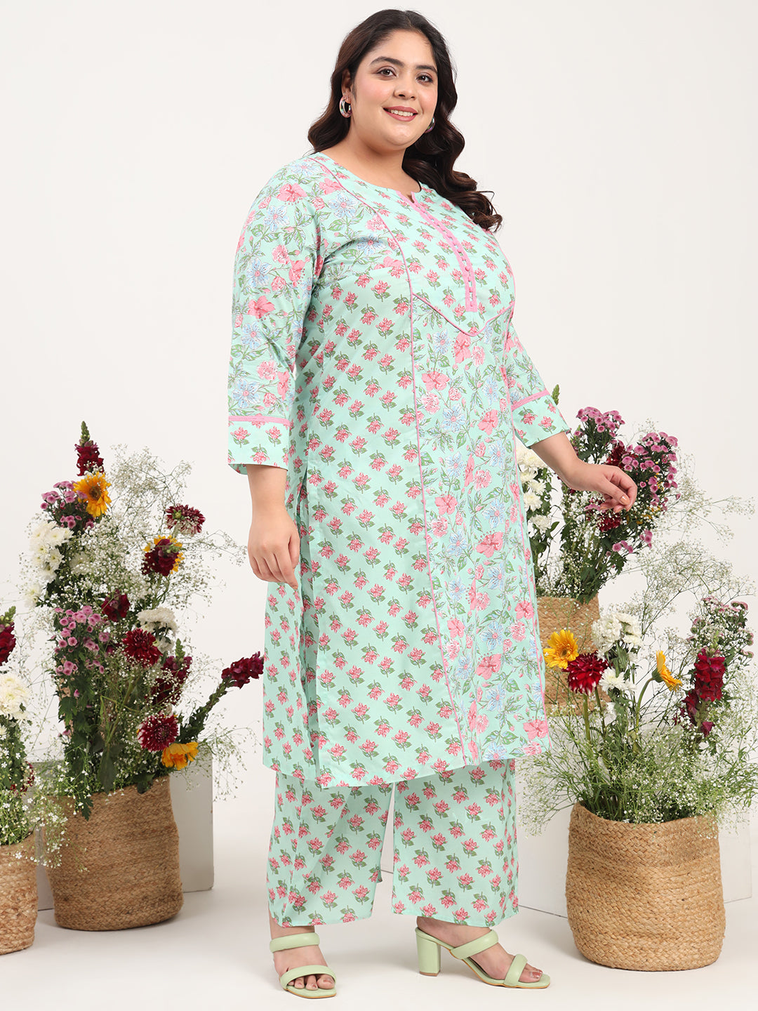 Women Plus Size Pure Cotton Green Floral Printed Kurta with Palazzo