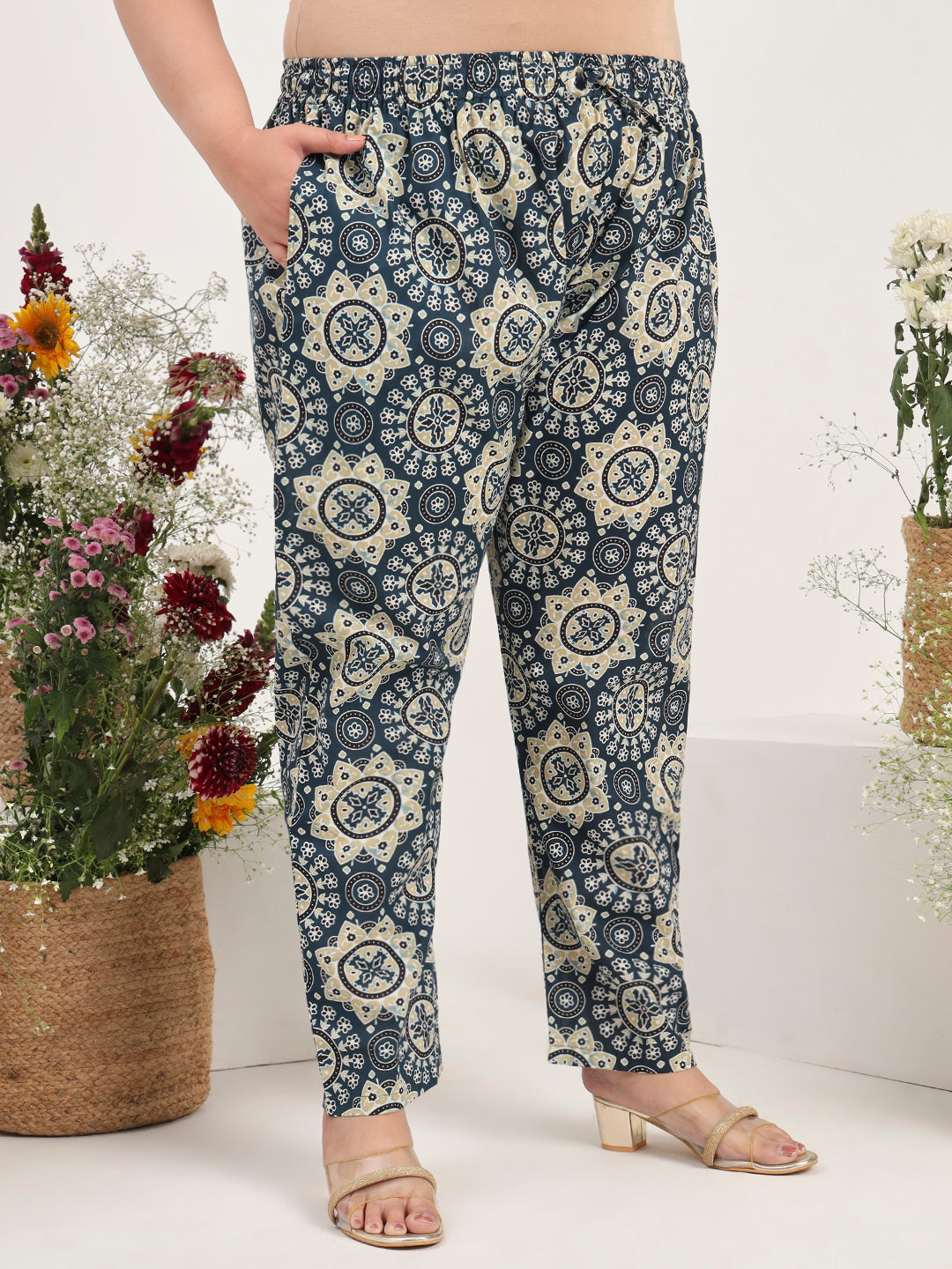 Women Plus Size Pure Cotton Multicolor Printed Tunic with Trouser Co-ord Set