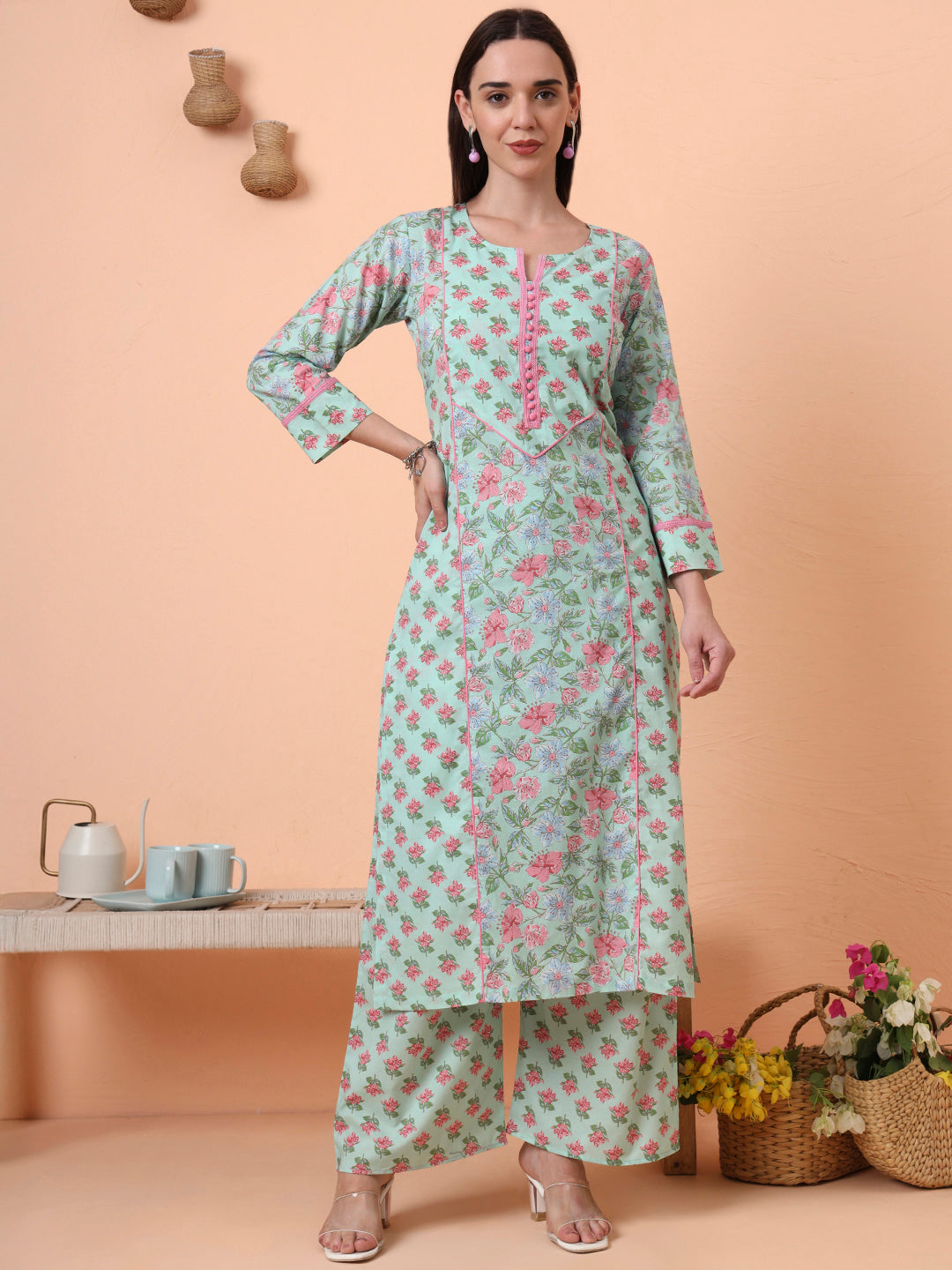 Women Pure Cotton Green Floral Printed Kurta with Palazzo