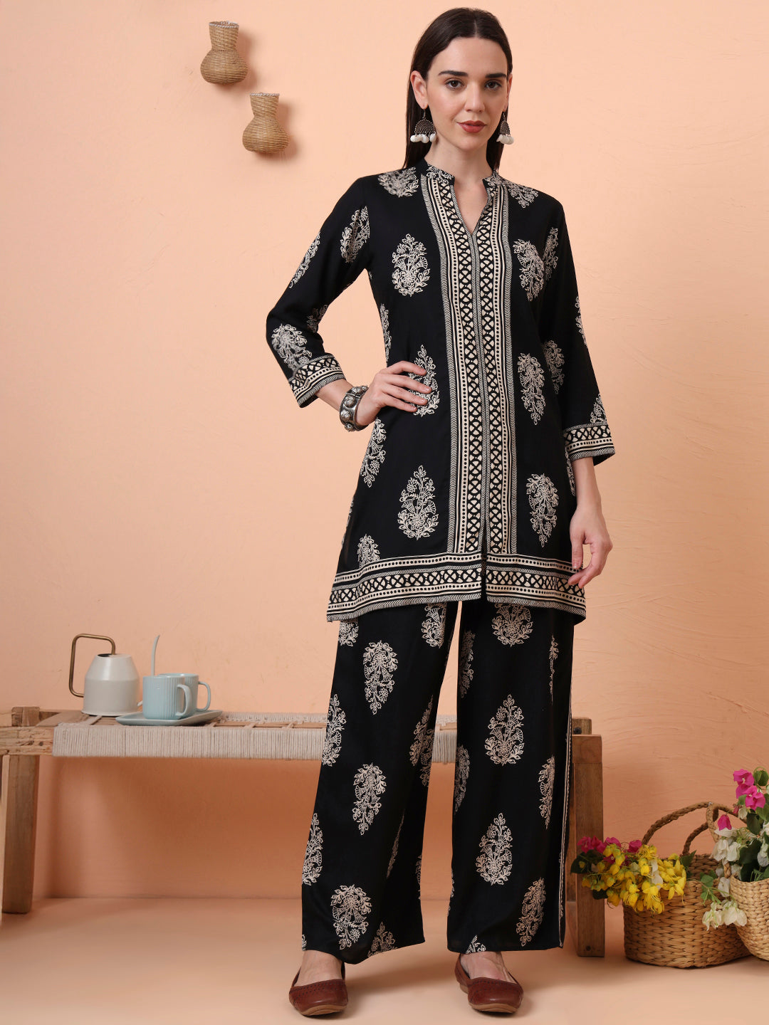 Women Rayon Black Printed Tunic with Palazzo Co-ord Set