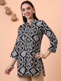 Women Black & White Printed Pure Cotton Kurti
