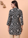 Women Black & White Printed Pure Cotton Kurti